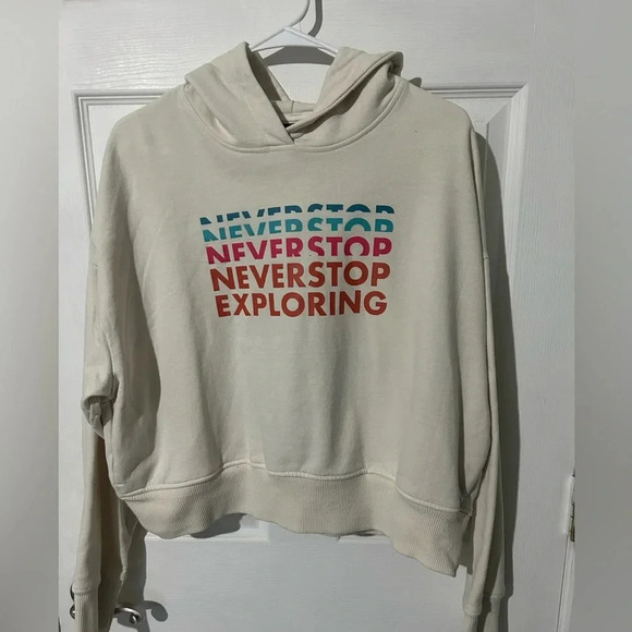 THE NORTH FACE Never Stop Exploring Cropped Hoodie Soft White. Size Large. - Picture 1 of 8